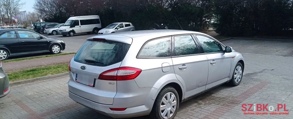 2009' Ford Mondeo 1.8 Tdci Trend photo #2