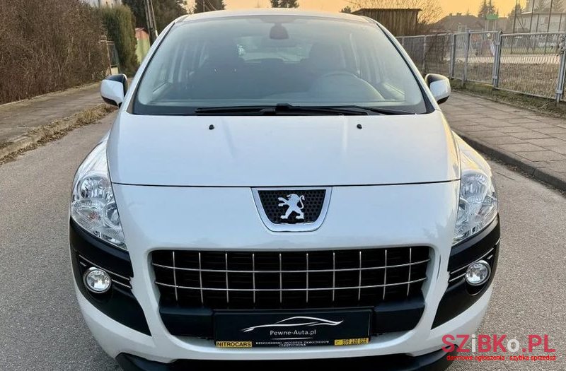 2012' Peugeot 3008 1.6 Premium photo #3