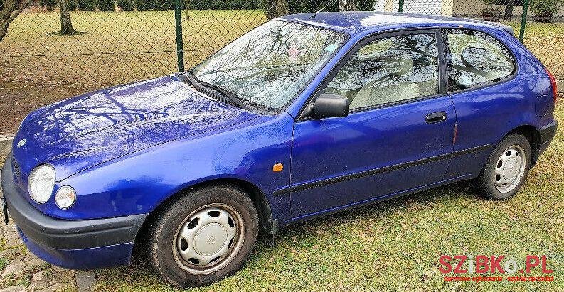 1998' Toyota Corolla photo #1