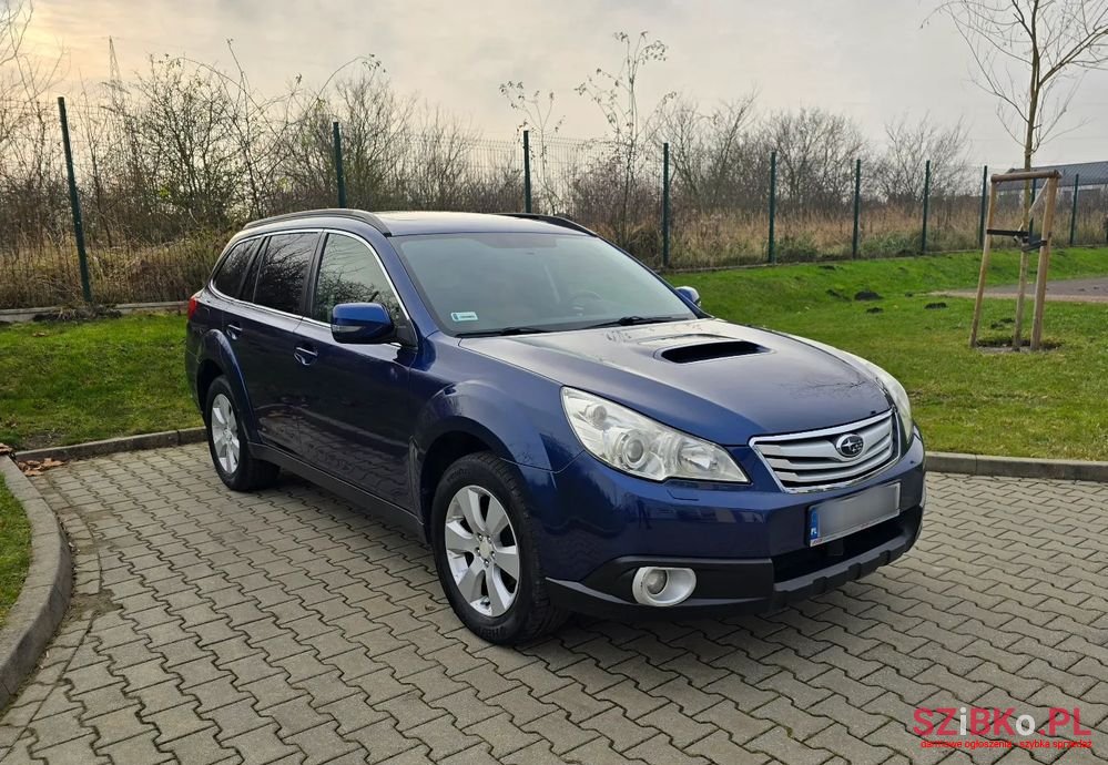 2009' Subaru Outback 2.0D Active photo #2