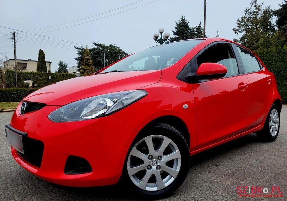 2009' Mazda 2 photo #1