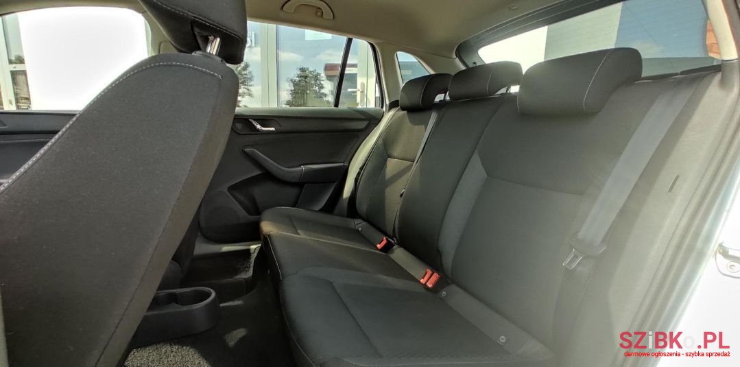 2014' Skoda Rapid photo #5