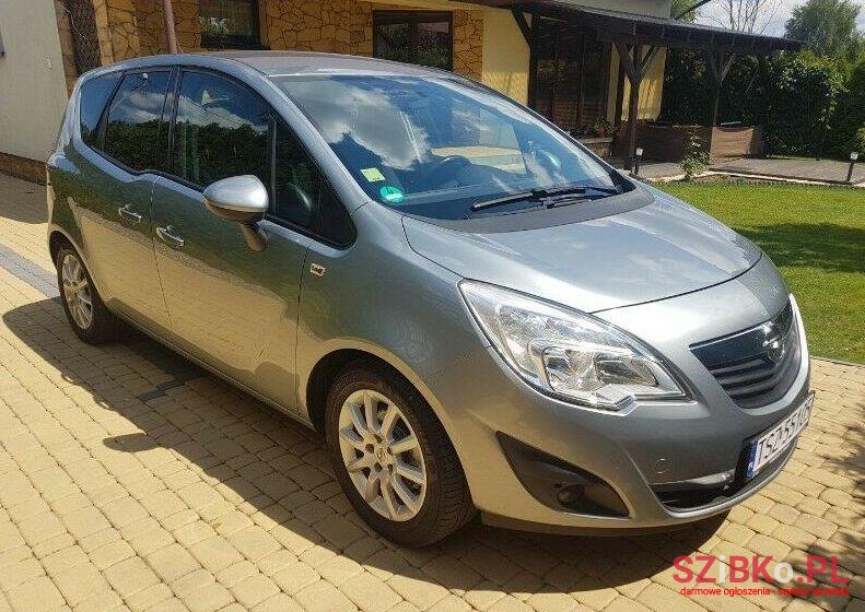 2011' Opel Meriva photo #1