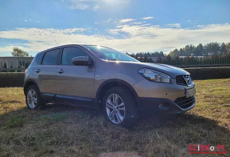2010' Nissan Qashqai photo #1