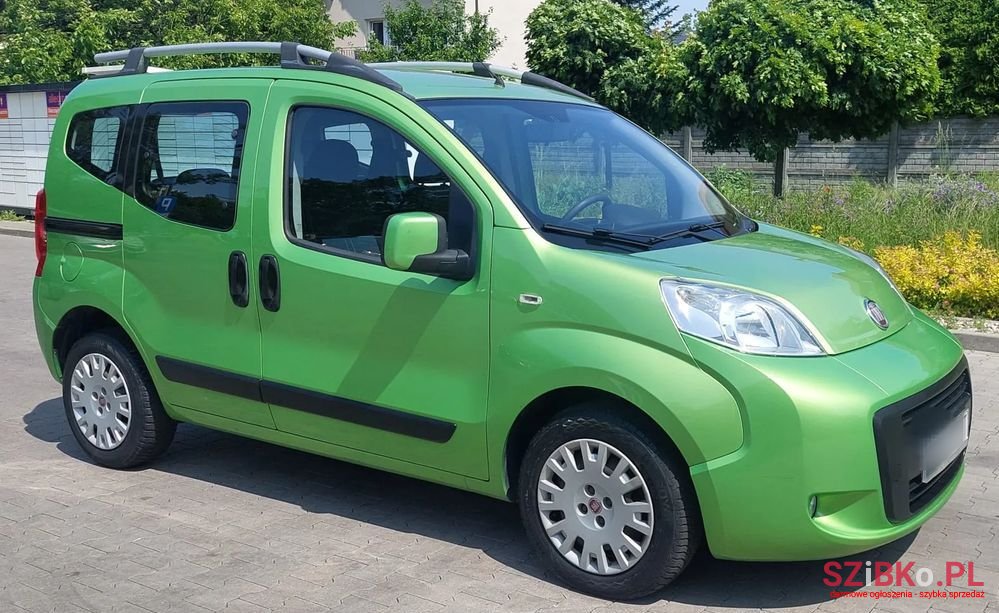 2010' Fiat Qubo photo #1