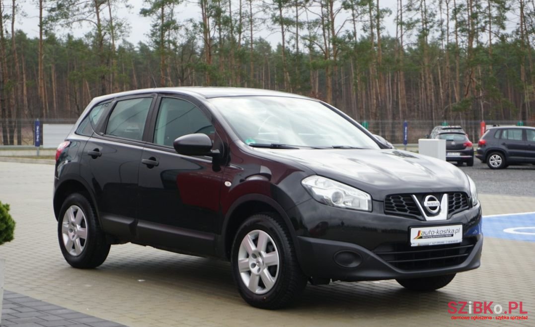 2013' Nissan Qashqai photo #2