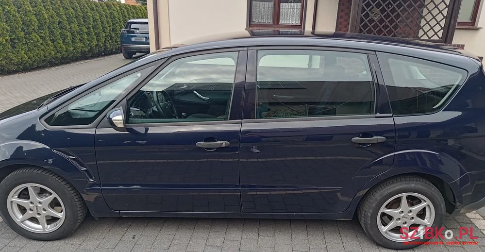 2007' Ford S-Max photo #2