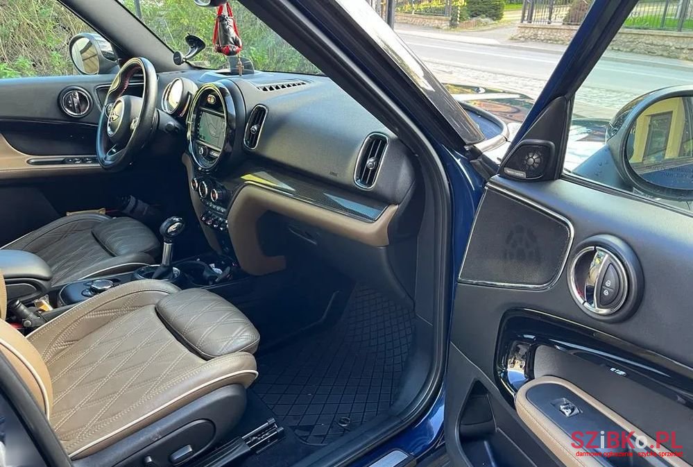 2018' MINI Countryman photo #3