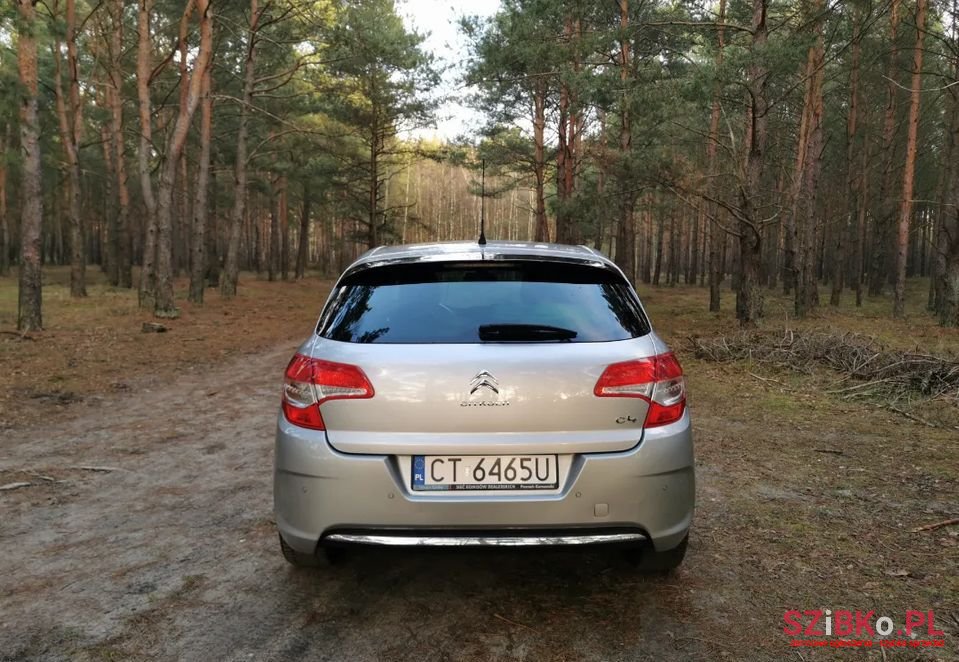 2012' Citroen C4 photo #3
