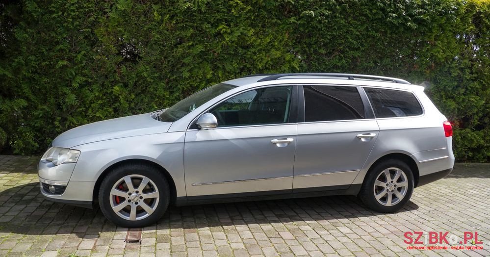 2006' Volkswagen Passat photo #2