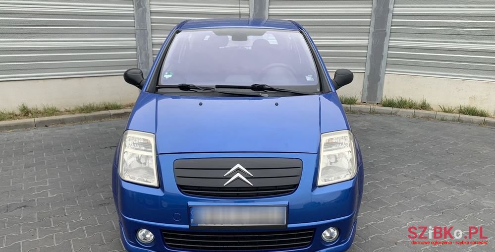 2004' Citroen C2 1.4 Vtr photo #2