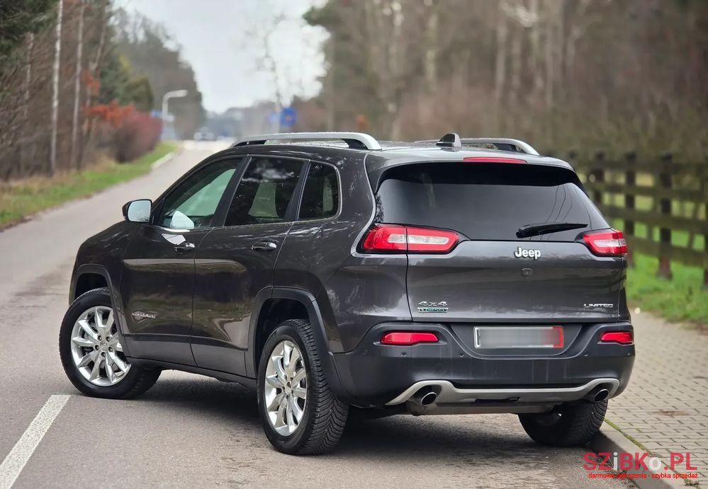 2014' Jeep Cherokee photo #2