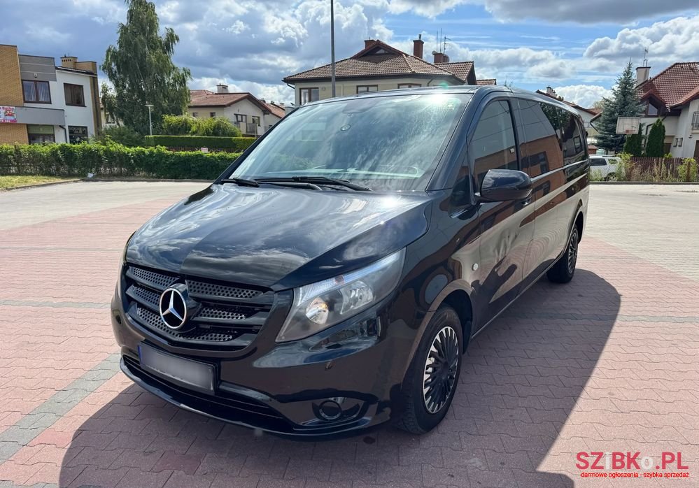 2017' Mercedes-Benz Vito photo #1