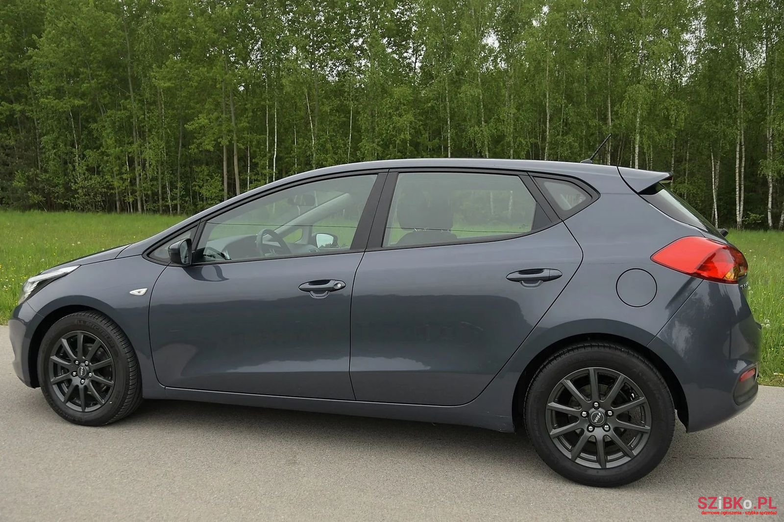 2013' Kia Ceed photo #6