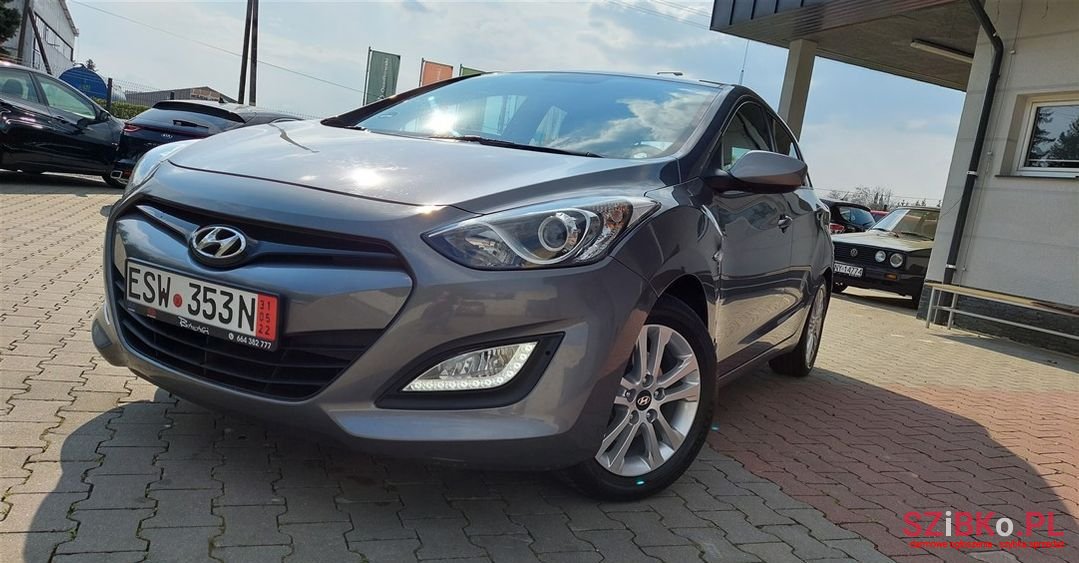 2013' Hyundai i30 photo #2