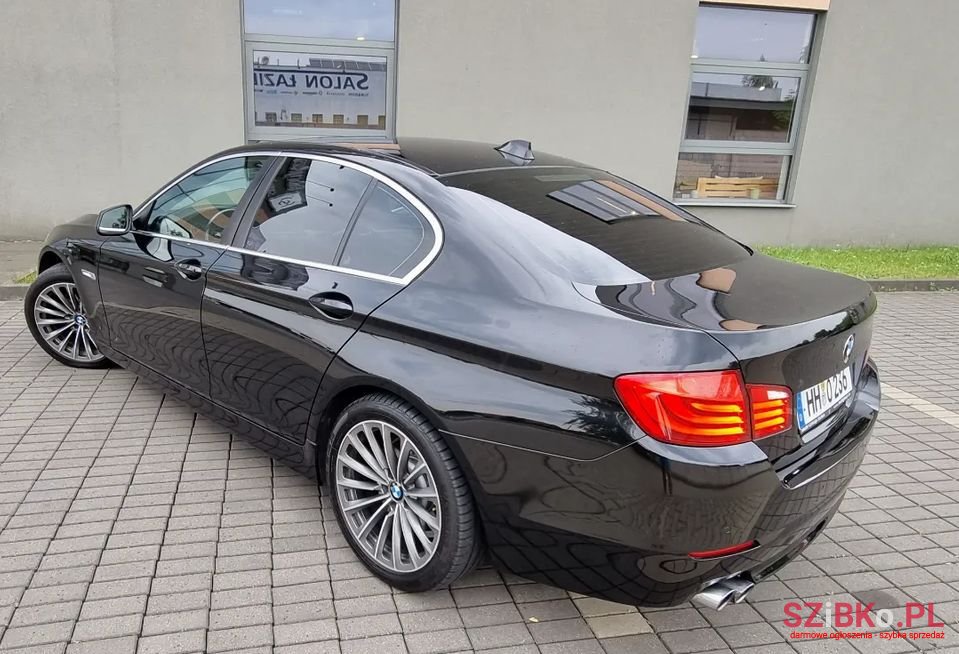 2011' BMW Seria 5 photo #6