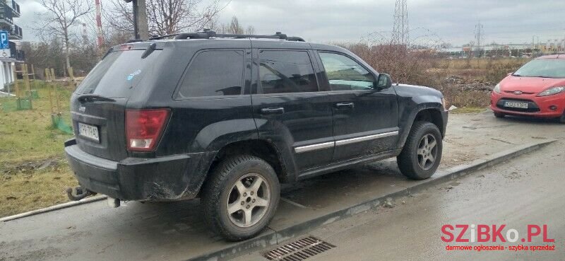2006' Jeep Grand Cherokee photo #3