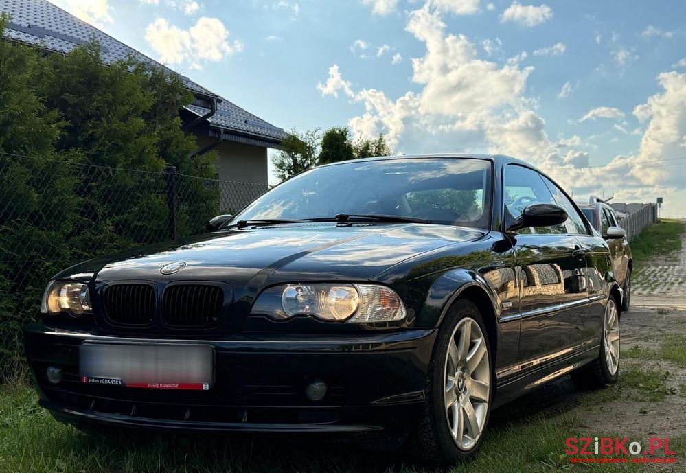 2003' BMW 3 Series 318Ci photo #1