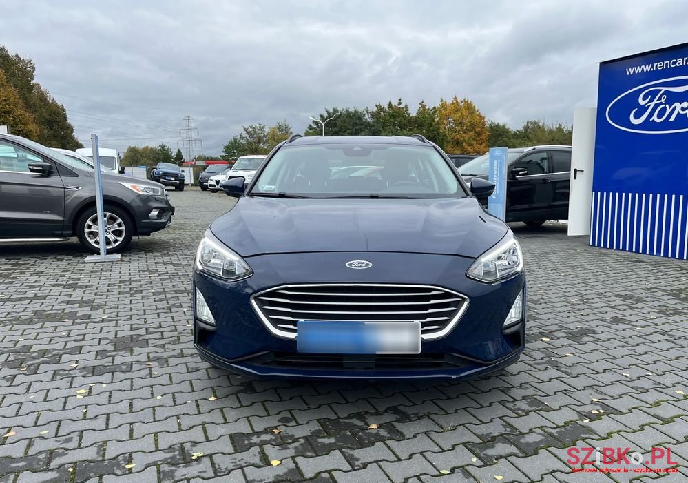 2020' Ford Focus photo #2