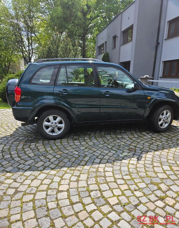 2002' Toyota RAV4 2.0 Vvt-I 4X4 photo #2