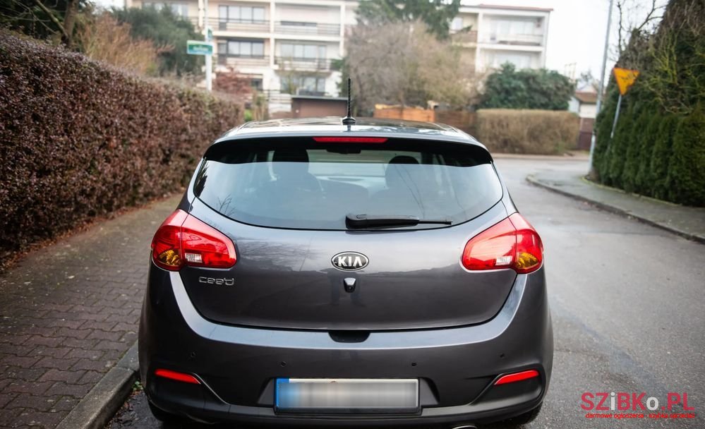 2013' Kia Ceed photo #6