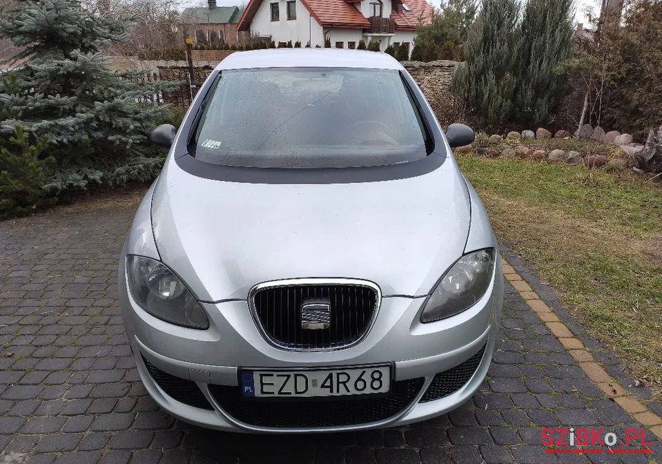 2008' SEAT Toledo photo #1