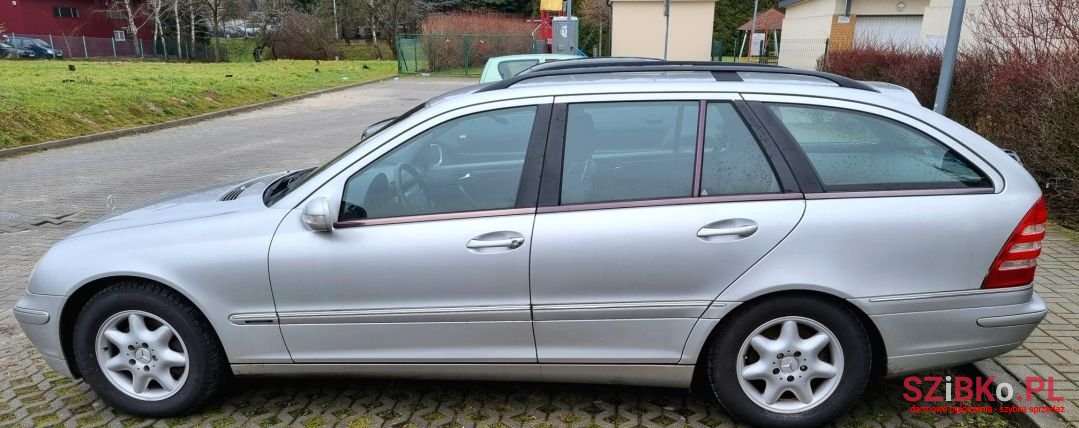 2003' Mercedes-Benz C-Class photo #4