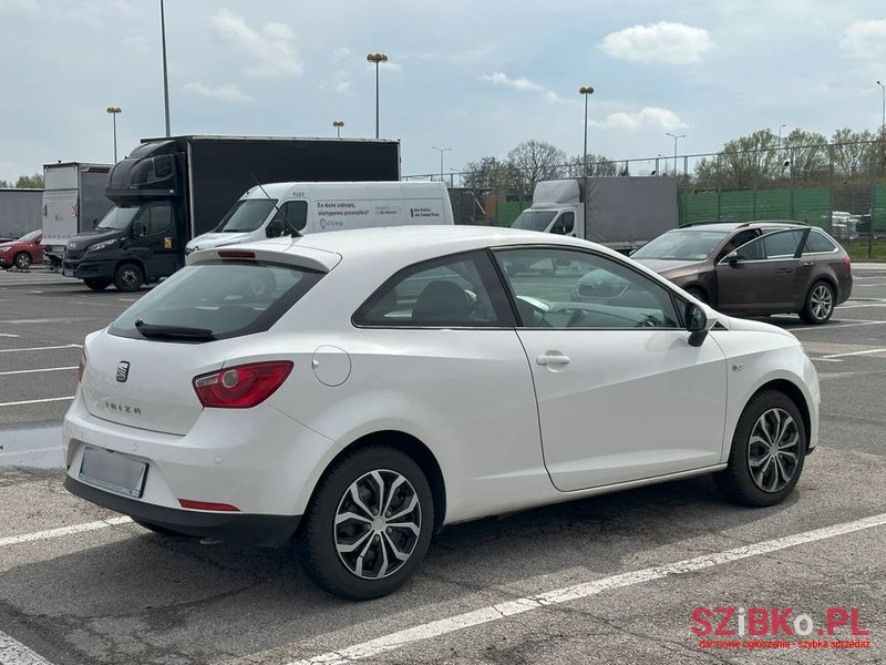 2009' SEAT Ibiza photo #5