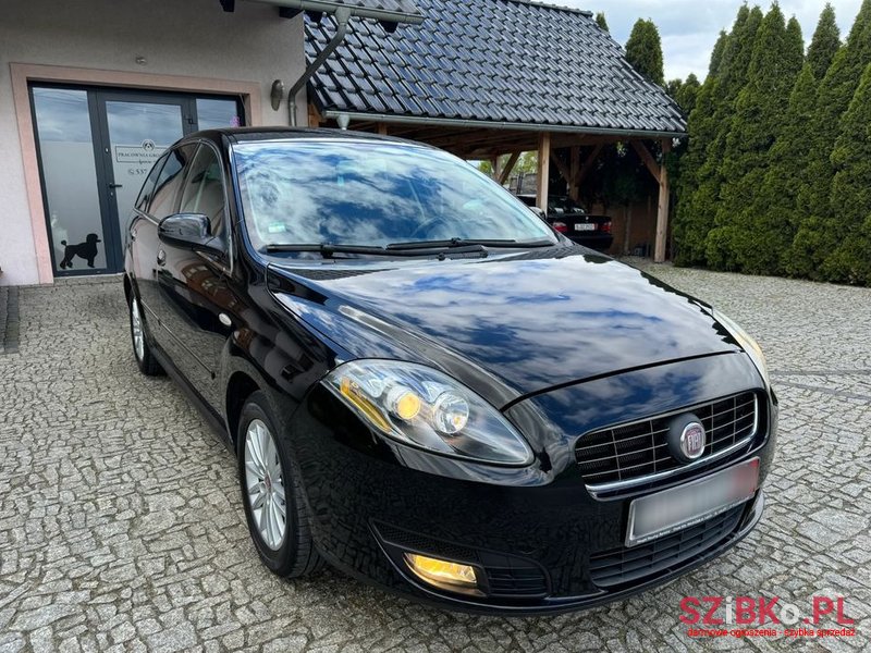 2011' Fiat Croma 2.2 16V Automatik photo #3