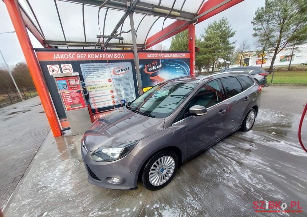 2011' Ford Focus photo #3