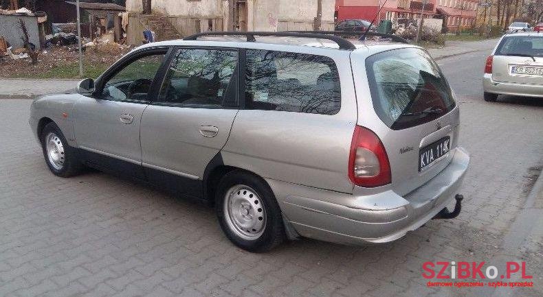 2000' Daewoo Nubira photo #2