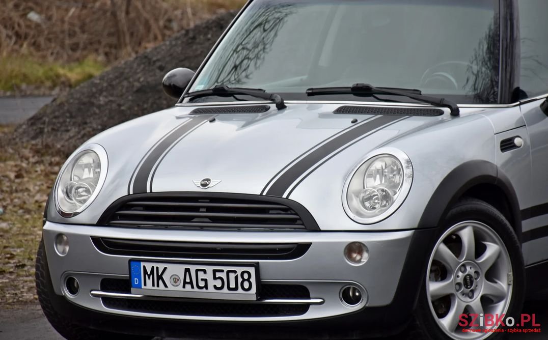 2004' MINI Cooper photo #1