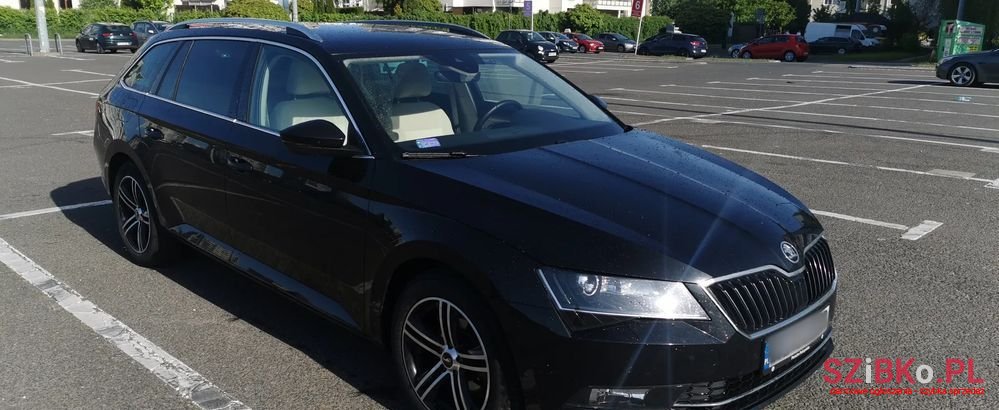 2018' Skoda Superb 2.0 Tdi Style photo #1