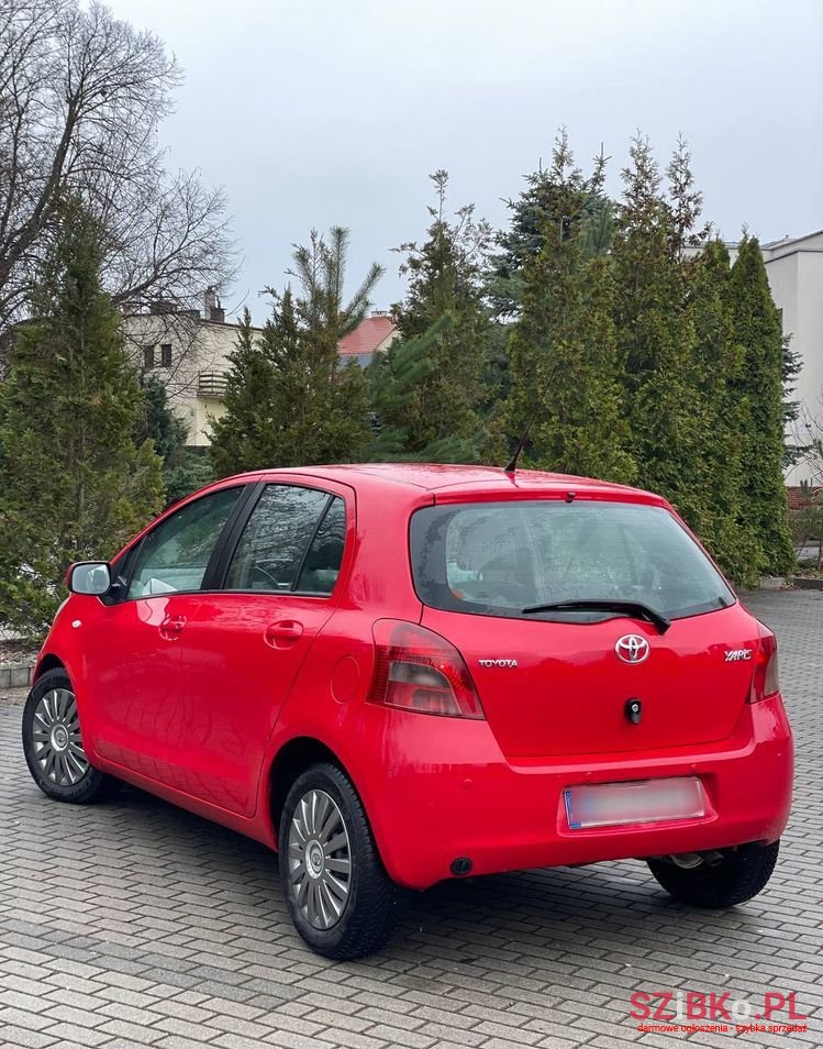 2008' Toyota Yaris photo #6