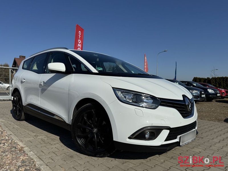 2017' Renault Grand Scenic photo #1