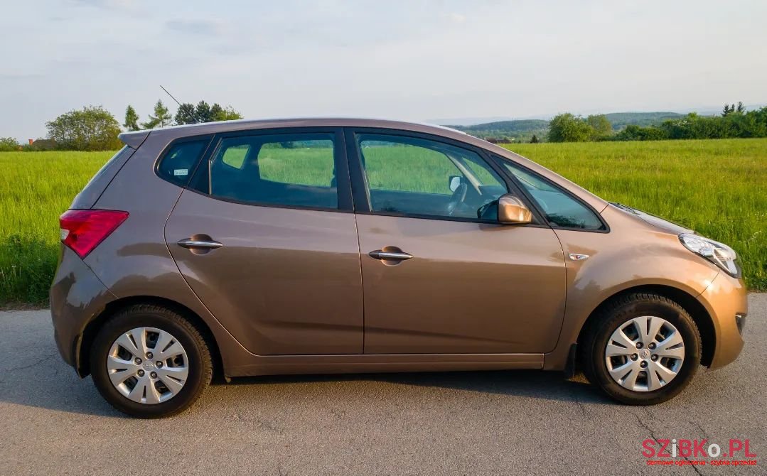 2012' Hyundai Ix20 photo #1