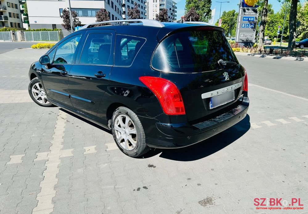2010' Peugeot 308 photo #3