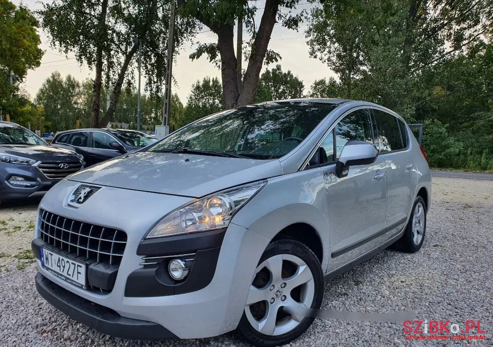 2012' Peugeot 3008 photo #1