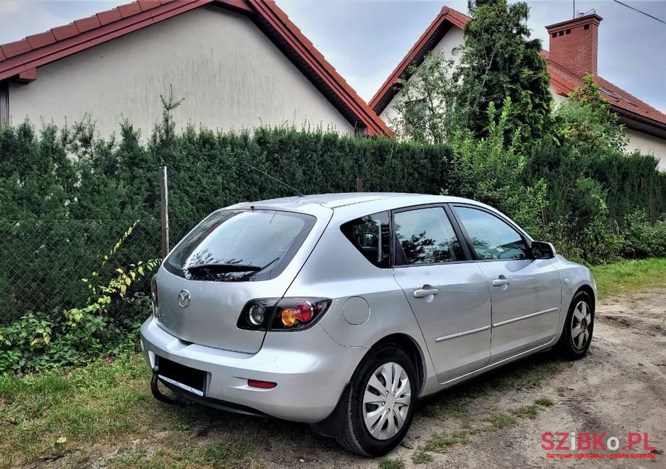 2006' Mazda 3 photo #3