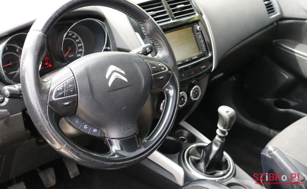 2014' Citroen C4 Aircross photo #5