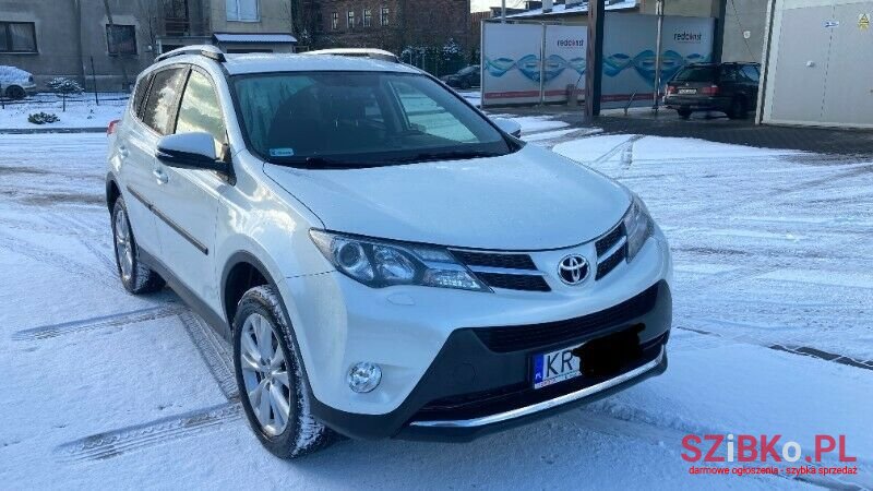 2013' Toyota RAV4 photo #3