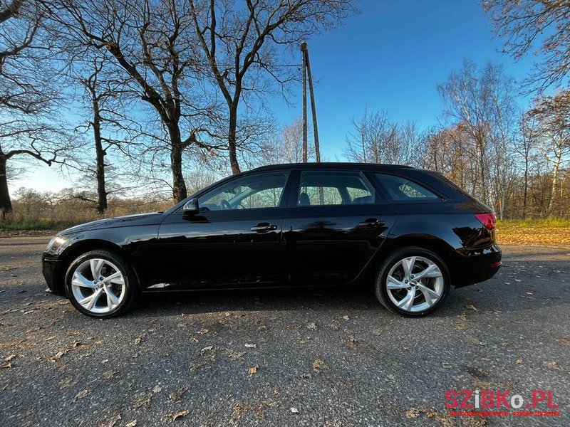 2016' Audi A4 S Tronic photo #4