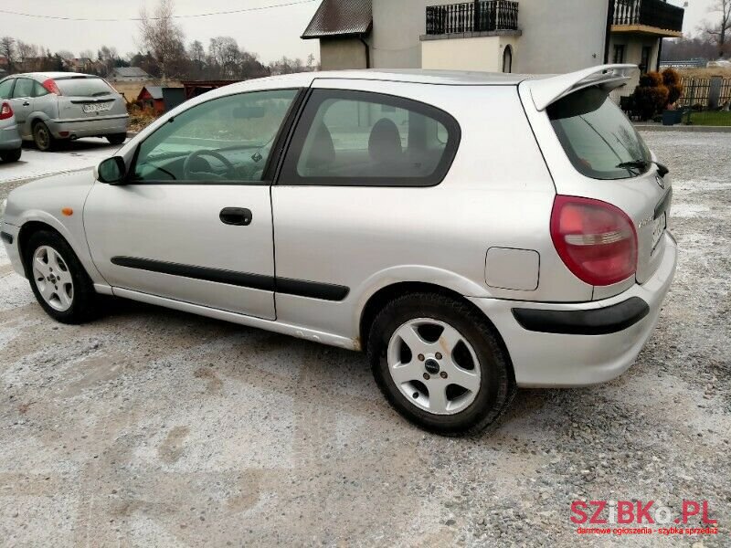 2002' Nissan Almera photo #1
