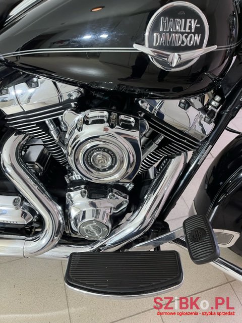 2010' Harley-Davidson photo #1