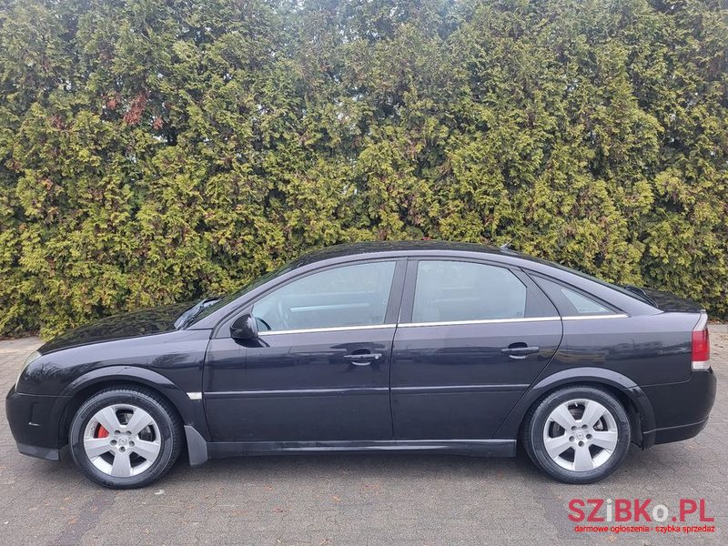 2004' Opel Vectra 2.2 Dti Comfort photo #2