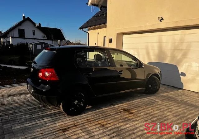 2005' Volkswagen Golf 1.9 Tdi Edition photo #3