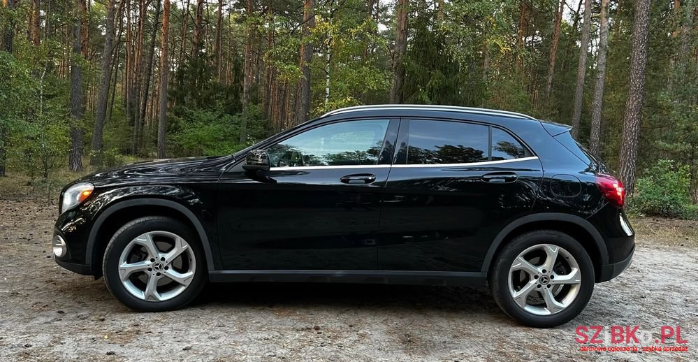 2018' Mercedes-Benz GLA photo #6