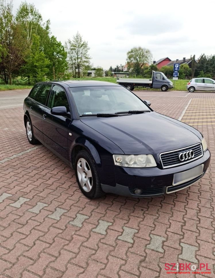 2002' Audi A4 Avant photo #5