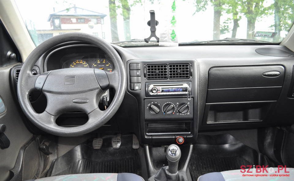 1996' SEAT Cordoba photo #3