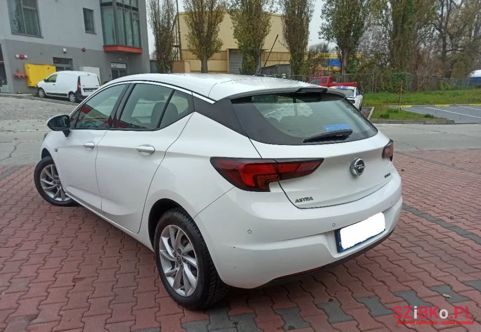 2018' Opel Astra photo #6